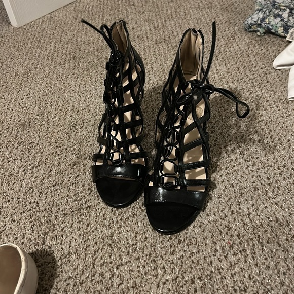 Nine West short boot/ lace up tie sandal heels. Super cute and fun. Size 7.5. - Picture 2 of 4